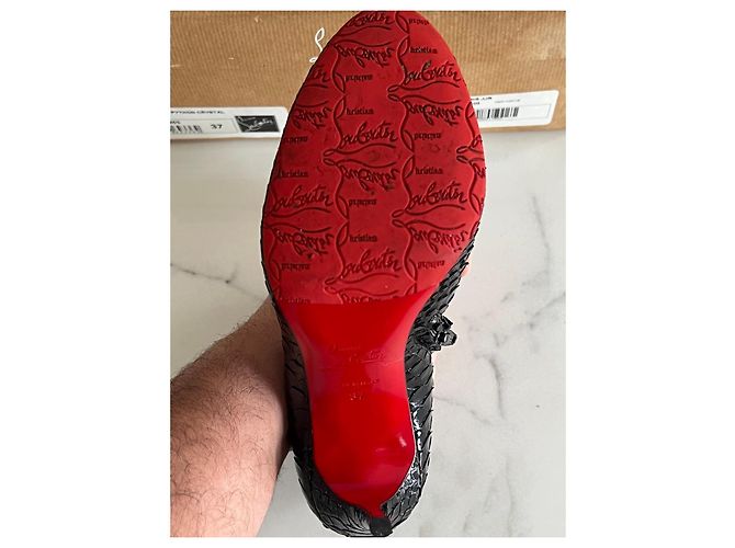 Christian Louboutin Schwarze Pythonleder-Ankle Boots von Louboutin - Ansicht 2