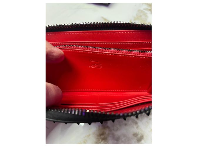 Christian Louboutin Portafoglio Louboutin nero con borchie - vista 2