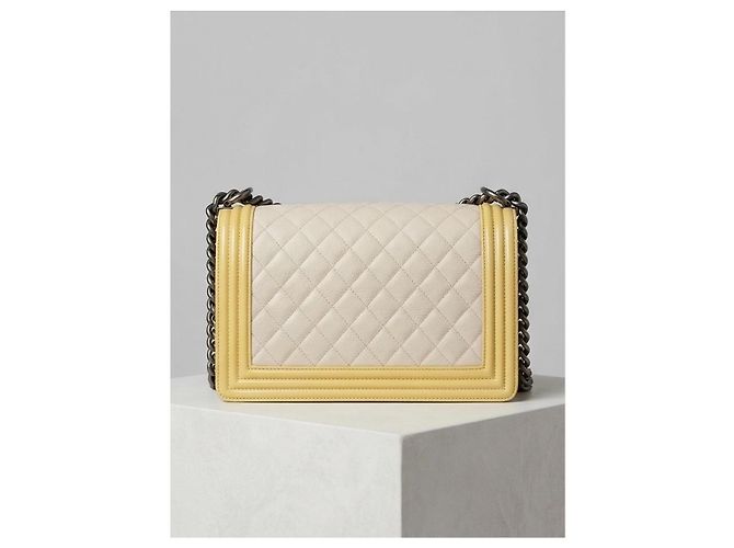 Borsa Chanel Boy Flap in pelle color crema Crudo - vista 4