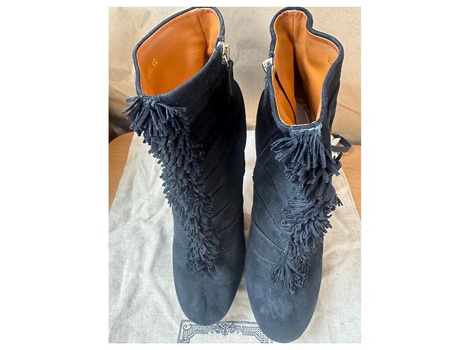 Botines Gucci de ante negro con flecos - vista 2
