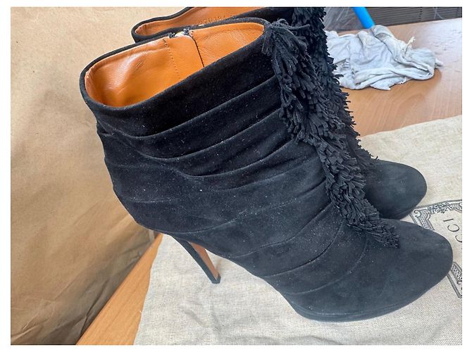 Botines Gucci de ante negro con flecos - vista 4