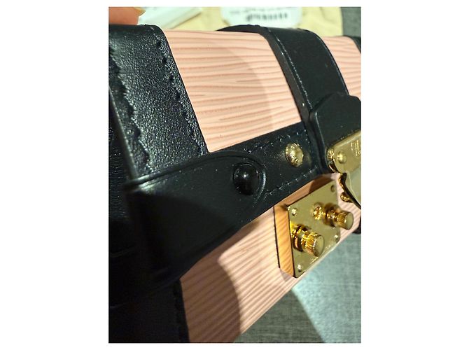 Petite Malle Louis Vuitton Nano Trunk Rosa de Piel - vista 5