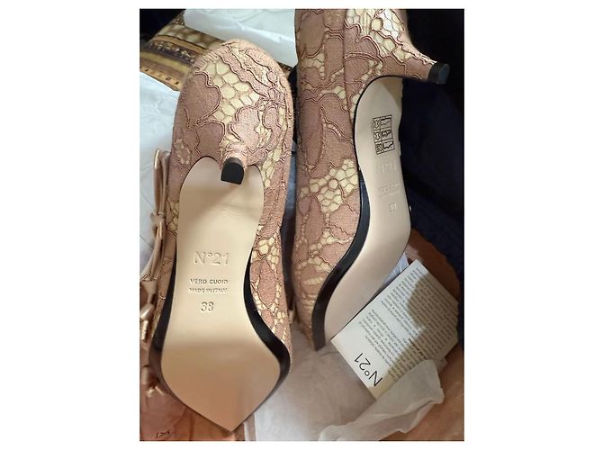 Autre Marque Décolleté in pelle con pizzo Cognac - vista 7