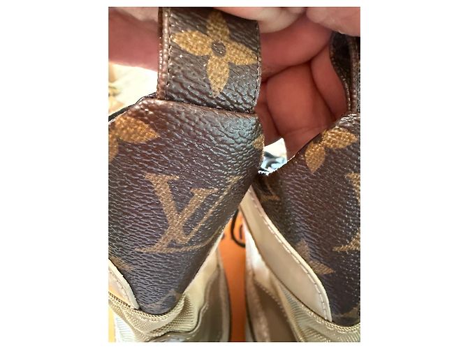 Botines Louis Vuitton de piel beige - vista 8