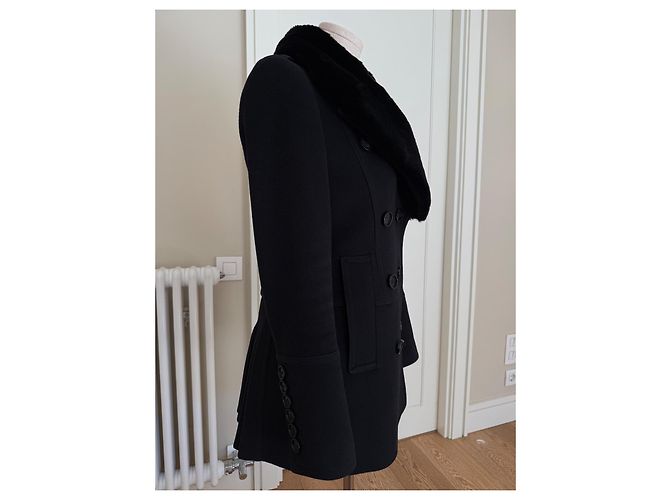 Abrigo Burberry Negro de Lana y Cachemira con Cuello de Piel de Conejo - vista 2