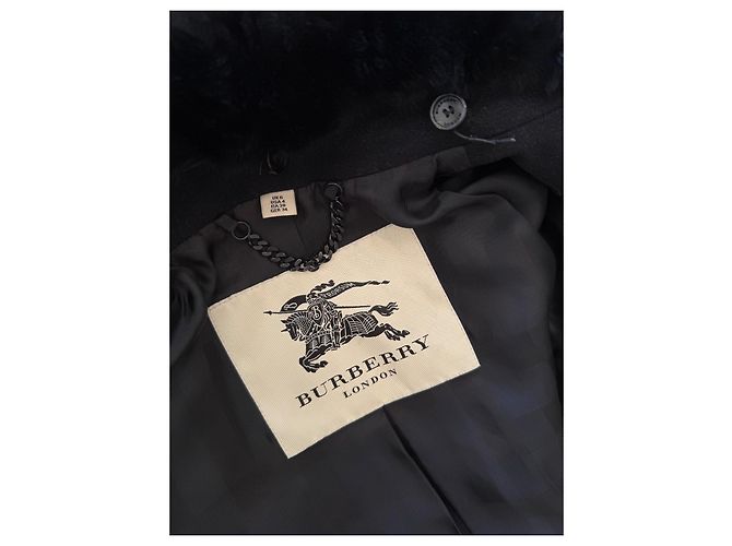 Abrigo Burberry Negro de Lana y Cachemira con Cuello de Piel de Conejo - vista 6