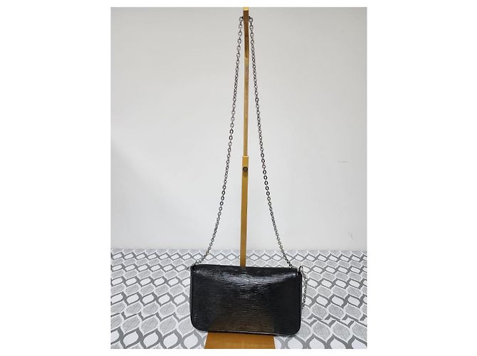 Borsa a tracolla Felicie Epi Louis Vuitton Nera Nero - vista 3