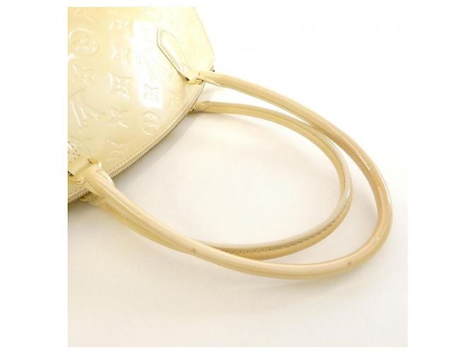 Borsa a Spalla Louis Vuitton Vernis Sherwood PM Corallo - vista 4