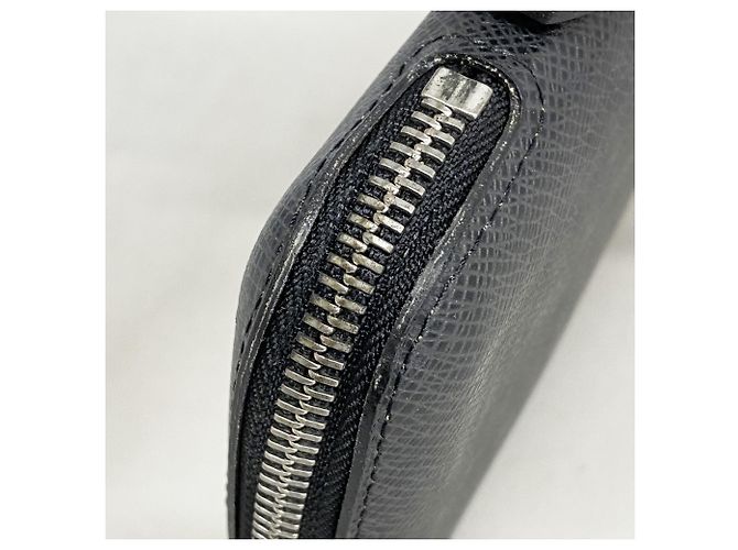 Louis Vuitton Taiga Organizer Atoll Long Wallet Grey - view 5