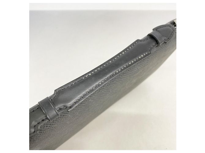 Louis Vuitton Taiga Organizer Atoll Long Wallet Grey - view 6