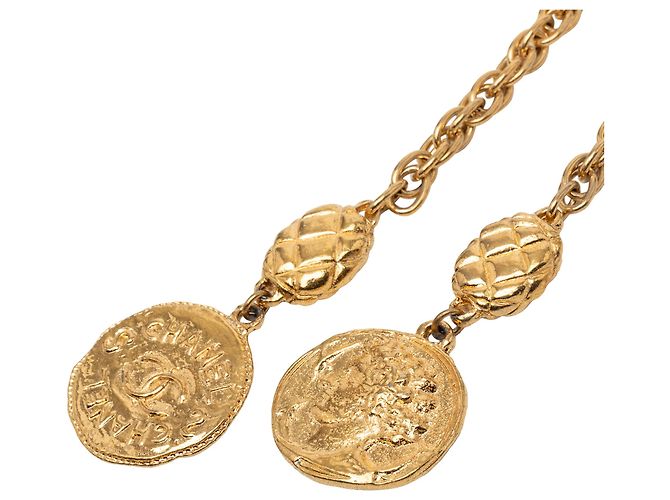 Collar envolvente de medallón dorado CC dorado de Chanel - vista 2