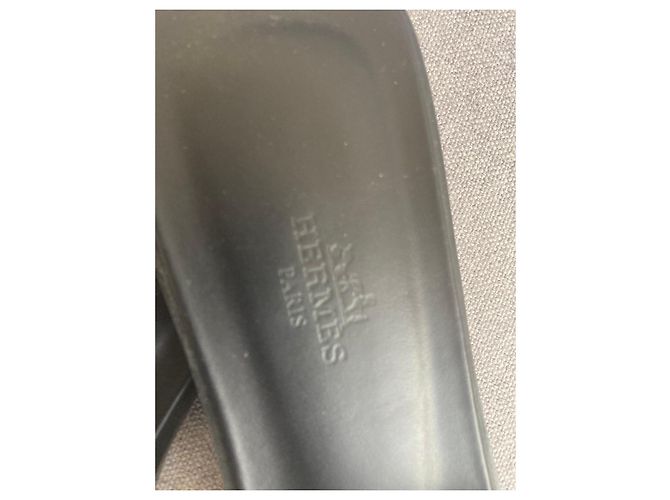 Sandali piatti in pelle nera Hermès Oran Nero - vista 6