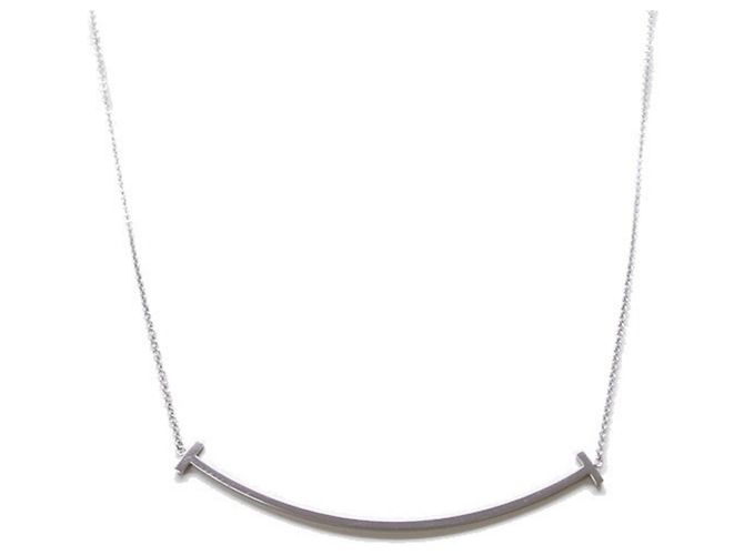 Pingente T Smile em ouro branco 18K da Tiffany & Co. - vista 2