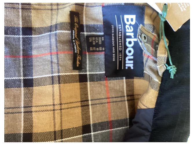 Nuova giacca Barbour Beadnell con cappuccio rimovibile in blu navy T40 - vista 6