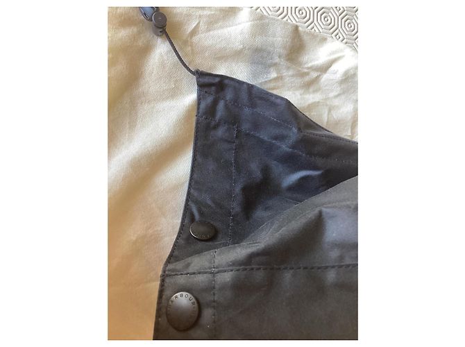 Nuova giacca Barbour Beadnell con cappuccio rimovibile in blu navy T40 - vista 9