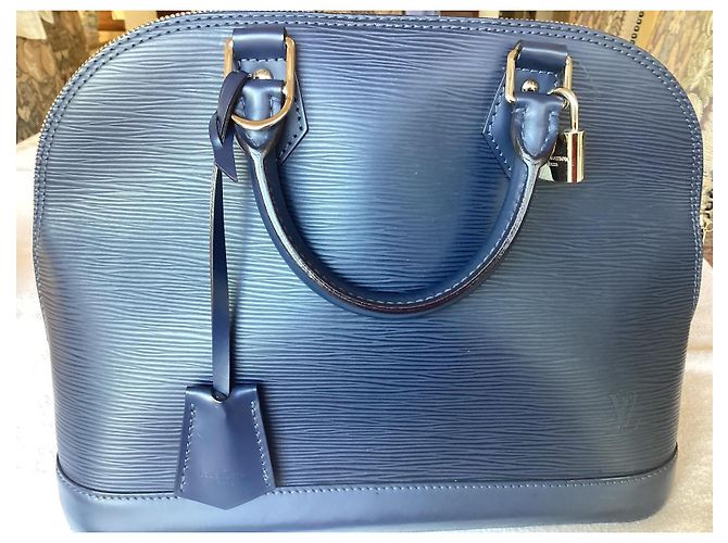 Borsa Louis Vuitton Alma in pelle epi blu navy - vista 2