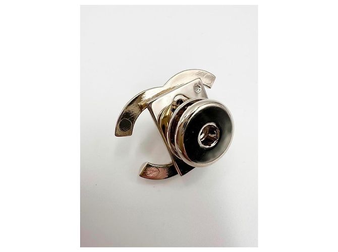 CHANEL chiusura CC turnlock D'oro - vista 3