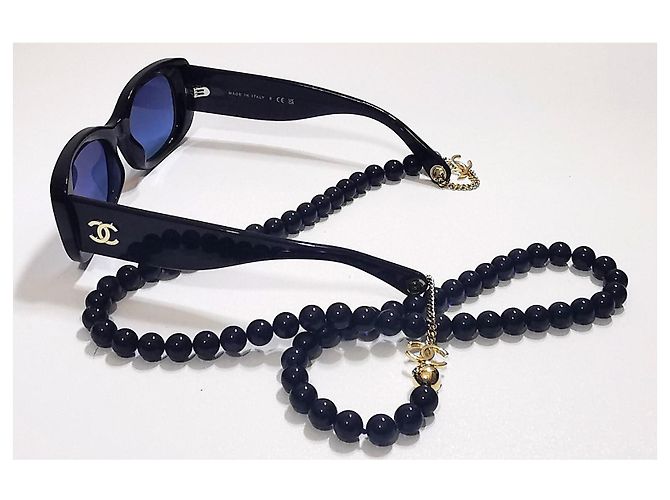 Chanel rectangular navy blue sunglasses with a pearl necklace - 5488 - c.503/S2 - view 13