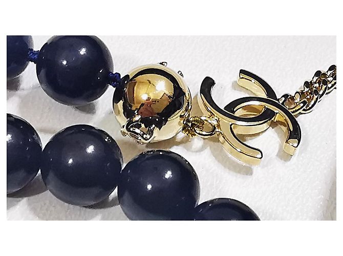 Chanel rectangular navy blue sunglasses with a pearl necklace - 5488 - c.503/S2 - view 16