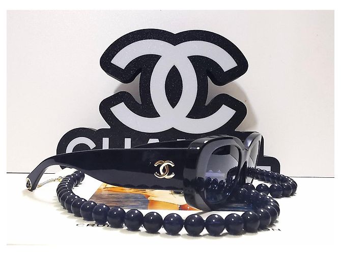 Chanel rectangular navy blue sunglasses with a pearl necklace - 5488 - c.503/S2 - view 4
