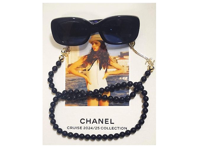 Chanel rectangular navy blue sunglasses with a pearl necklace - 5488 - c.503/S2 - view 8