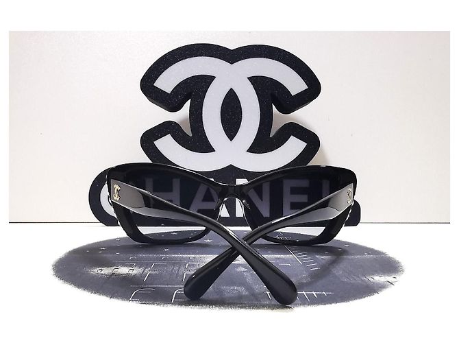 Occhiali da sole Chanel Cat Eyes neri con perle - 5481-H-A c.622/S6 Nero - vista 6