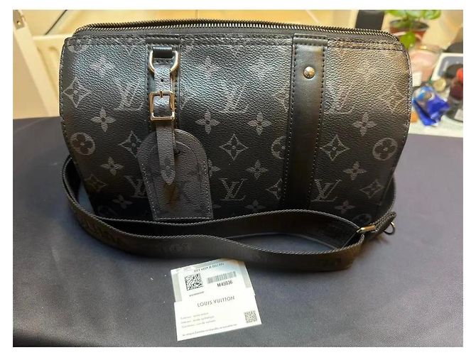 Borsa in tela Keepall City Louis Vuitton Monogram Eclipse Nero - vista 2
