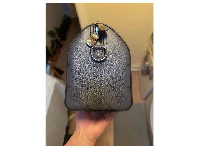 Borsa in tela Keepall City Louis Vuitton Monogram Eclipse Nero - vista 5