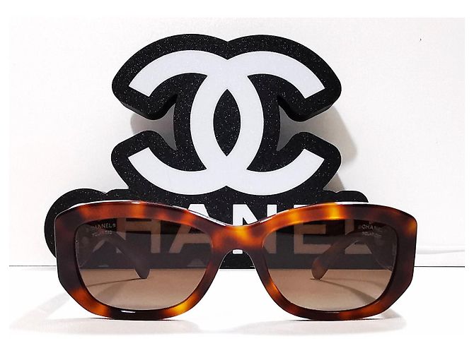 Gafas de Sol Chanel Rectangulares Marrón Carey - 5493 - c.1295/S9 Castaño - vista 3