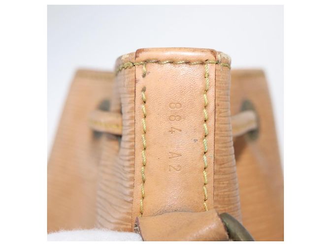 Noe LOUIS VUITTON Epi Petit Noé Borsa a Spalla Beige M44106 LV Auth ti3798 - vista 12