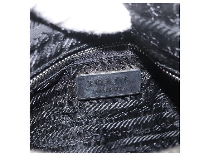 Borsa a Spalla PRADA in Nylon Pelle Argento Nero Auth SW2177A - vista 15