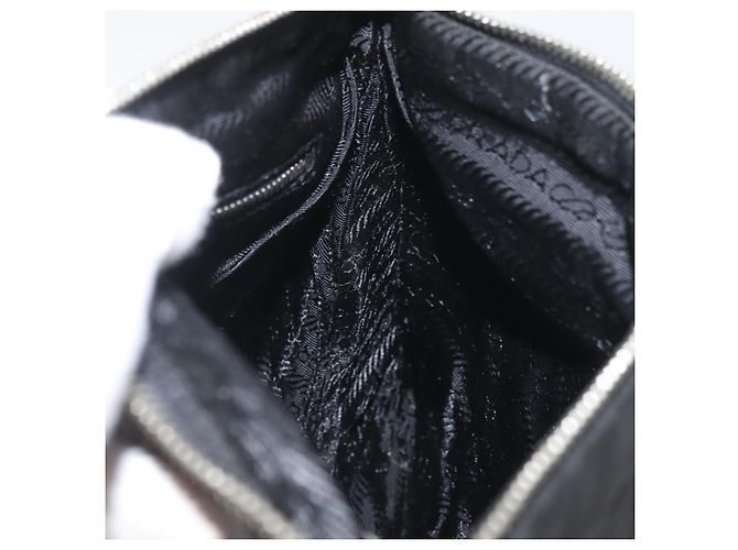 Borsa a Spalla PRADA in Nylon Pelle Argento Nero Auth SW2177A - vista 17