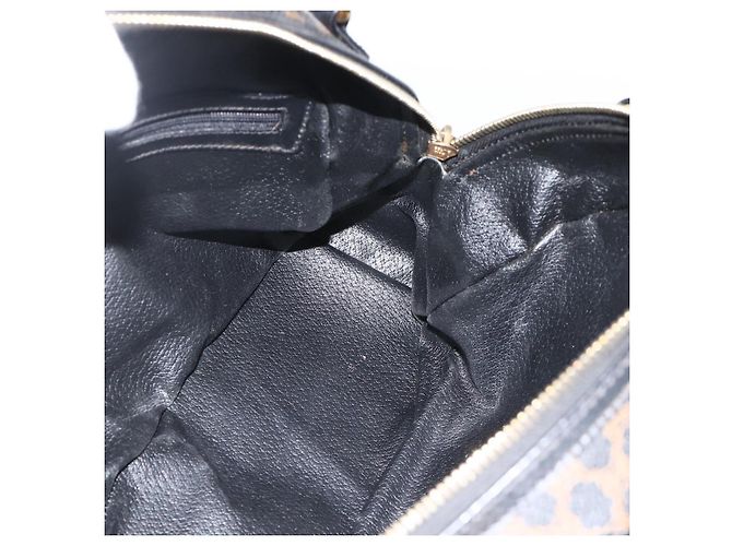 Céline Borsa a mano in tela Macadam CELINE in pelle PVC nera e oro Auth AMZ525A Nero D'oro - vista 17