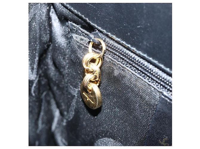 Borsa a mano Vala in pelle nera e oro di Salvatore Ferragamo Auth gh1876 Nero D'oro - vista 19