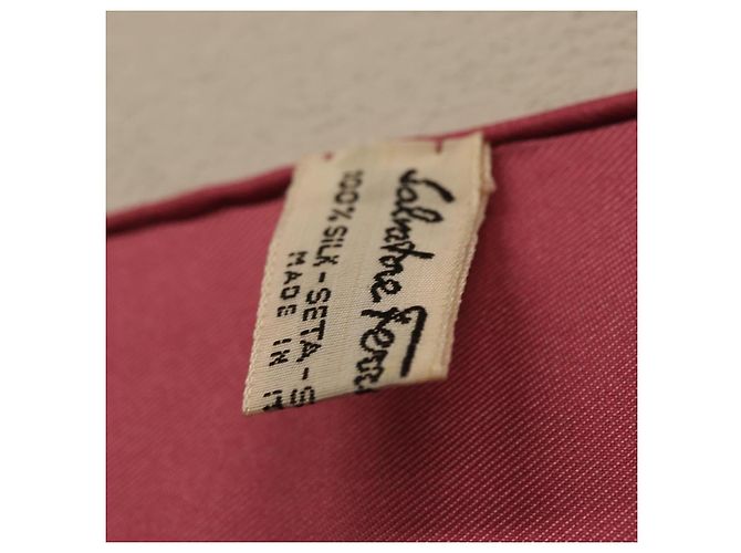 Sciarpa in seta Salvatore Ferragamo Rosa Auth am11101A - vista 12