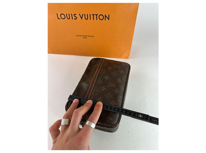 Clutch Vintage Louis Vuitton Monogramma Marrone - vista 11