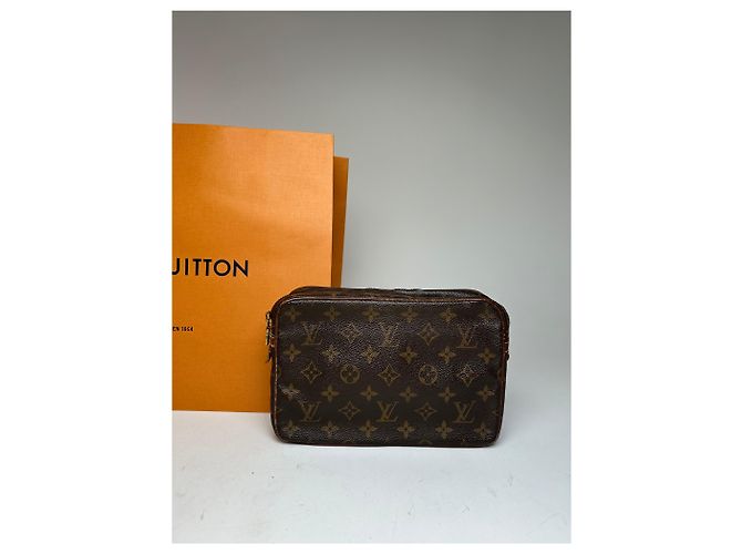 Clutch Vintage Louis Vuitton Monogramma Marrone - vista 4