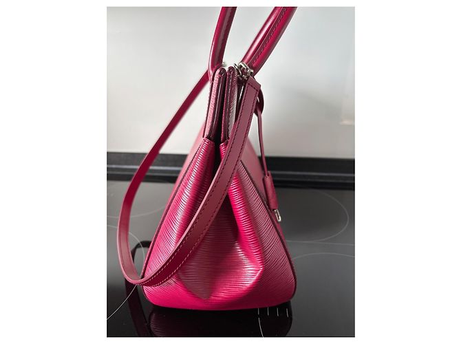 Borsa a mano Louis Vuitton Marly MM Epi Fucsia Fuschia - vista 4