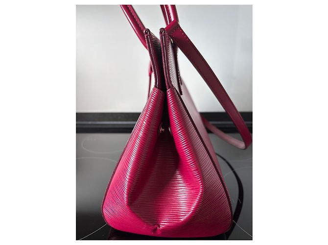 Borsa a mano Louis Vuitton Marly MM Epi Fucsia Fuschia - vista 5