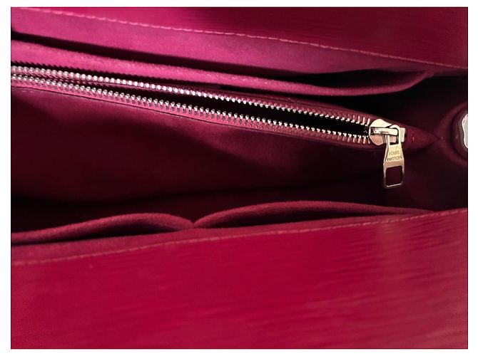 Borsa a mano Louis Vuitton Marly MM Epi Fucsia Fuschia - vista 9