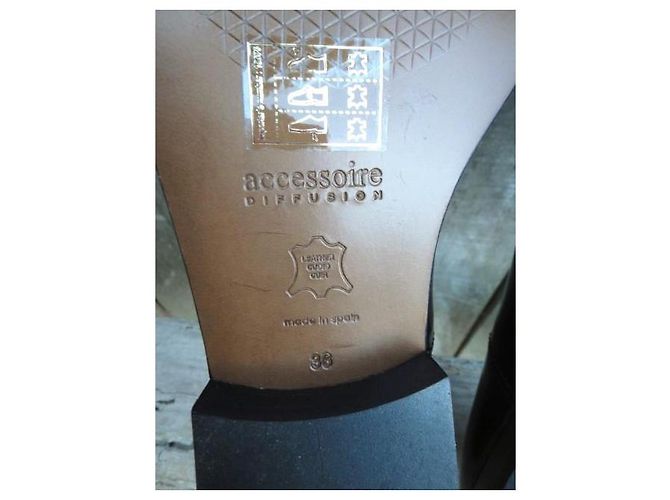 Autre Marque Derbies Accessoire Diffusion en cuir noir - vue 7