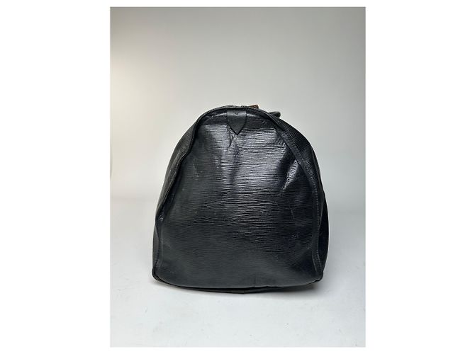 Keepall Vintage Louis Vuitton EPI Pelle 60 Keepball Nero - vista 11