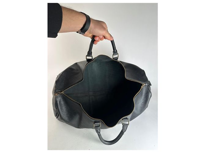 Keepall Vintage Louis Vuitton EPI Pelle 60 Keepball Nero - vista 4
