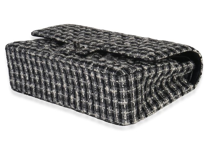 Timeless Chanel Preto Branco Tweed Matelassê Médio Clássico Duplo Marrom - vista 6