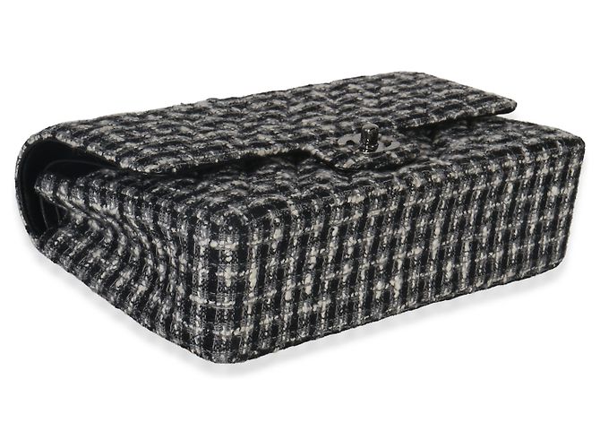 Timeless Chanel Preto Branco Tweed Matelassê Médio Clássico Duplo Marrom - vista 7