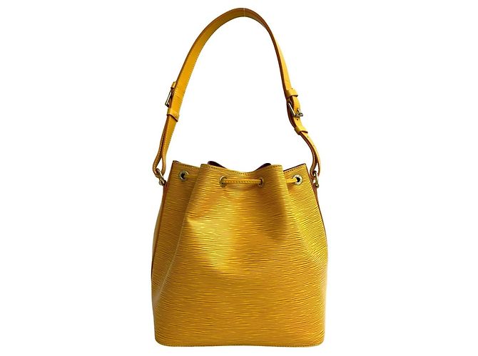 Noe Borsa a Spalla Petit Noé in Pelle Epi Louis Vuitton Giallo - vista 3