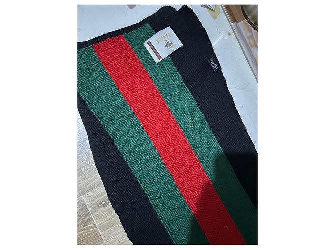 Sciarpa Gucci in lana a righe nero rosso verde - vista 9