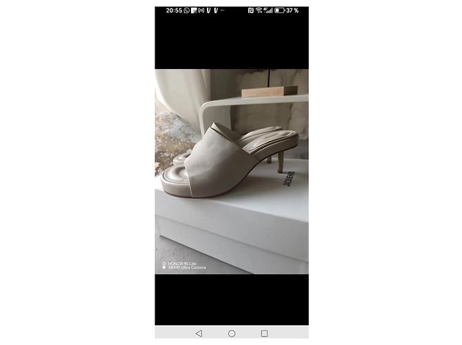 Mule in pelle beige Jacquemus - vista 3