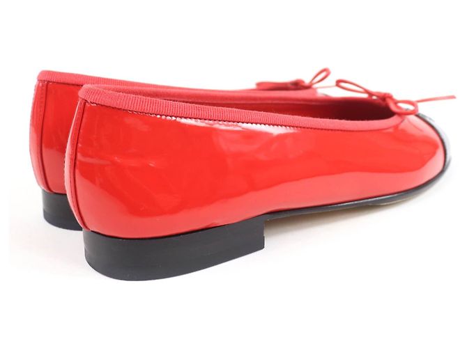 Timeless Chanel COCO Mark Patent leather Ballet Flats Black Red - view 3