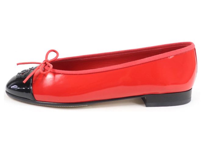 Timeless Chanel COCO Mark Patent leather Ballet Flats Black Red - view 5